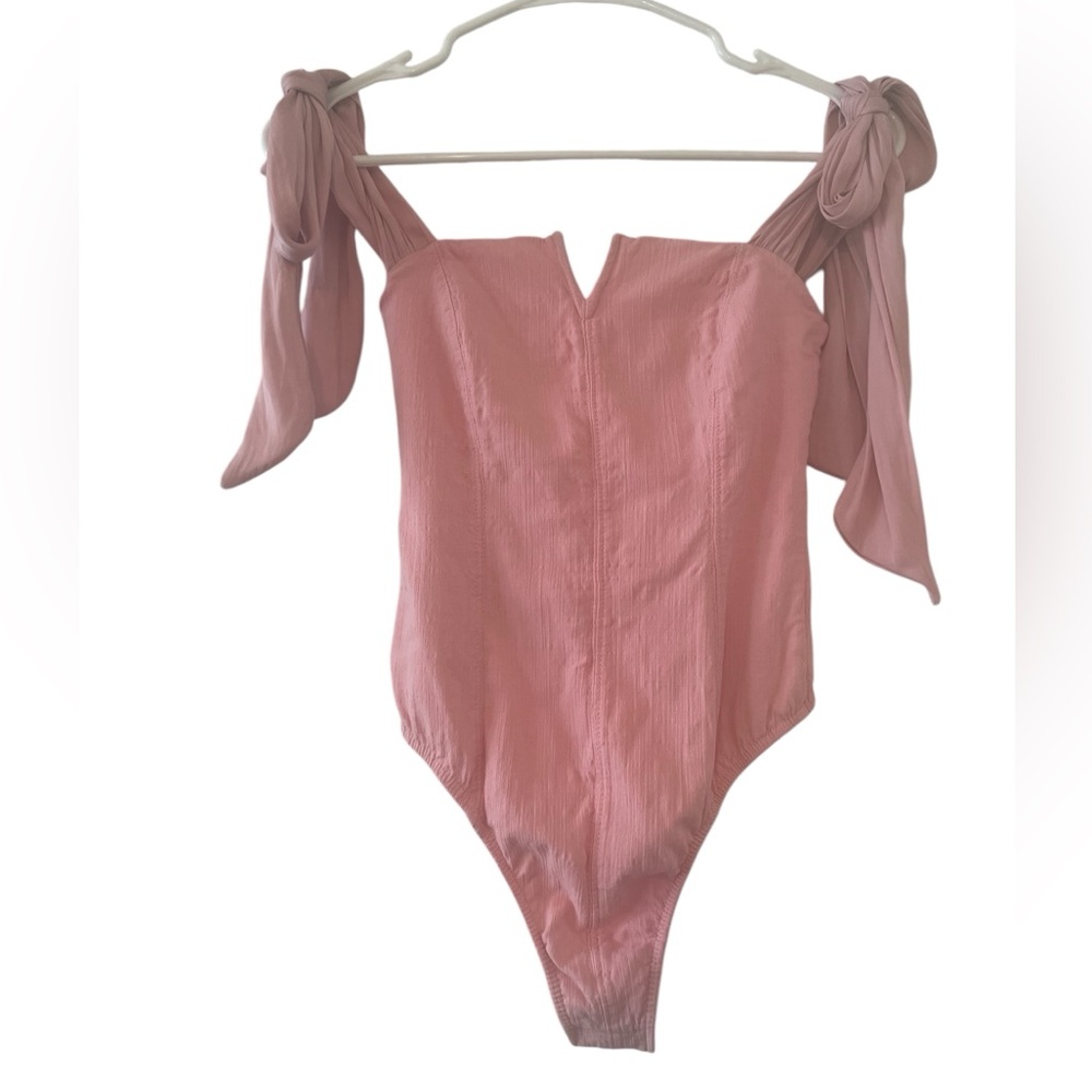 2/$15 3/$20🌹 Free people Lola bodysuit size extra small